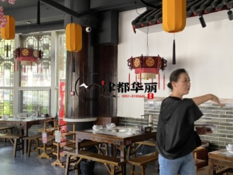 海原装修公司|海原鱼一火锅店装修设计现场量尺沟通